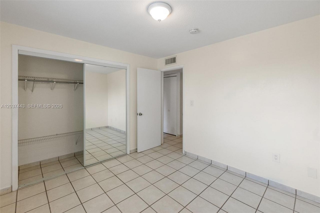 677 SW 9th Ave, Unit 212, Miami, FL 33130 Photo