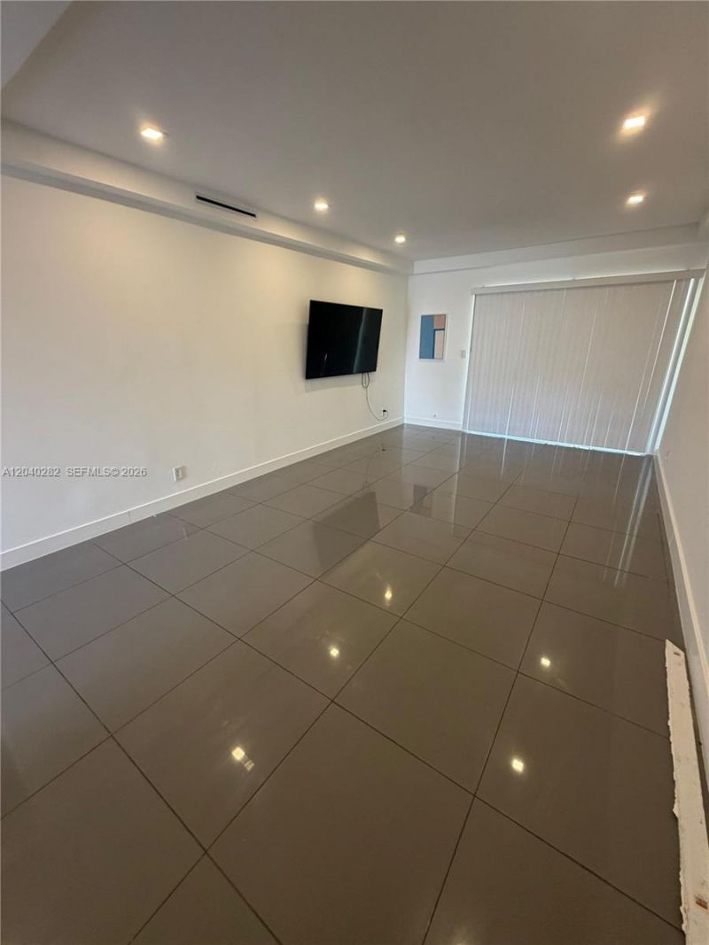 13105 Ixora Ct , Unit 107, North Miami, FL 33181 Photo