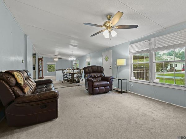 35436 Mcdaniel Rd, Geismar, LA 70734