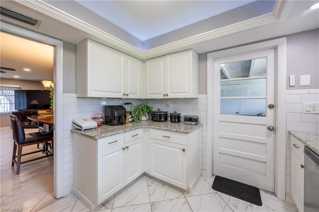 531 Pangola Dr, North Fort Myers, FL 33903 Photo