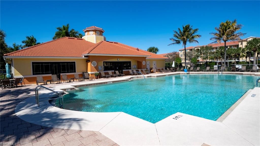8320 Whiskey Preserve Cir, Unit 338, Fort Myers, FL 33919 Photo