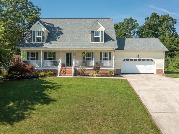 1004 Chariot Drive, Soddy Daisy, TN 37379