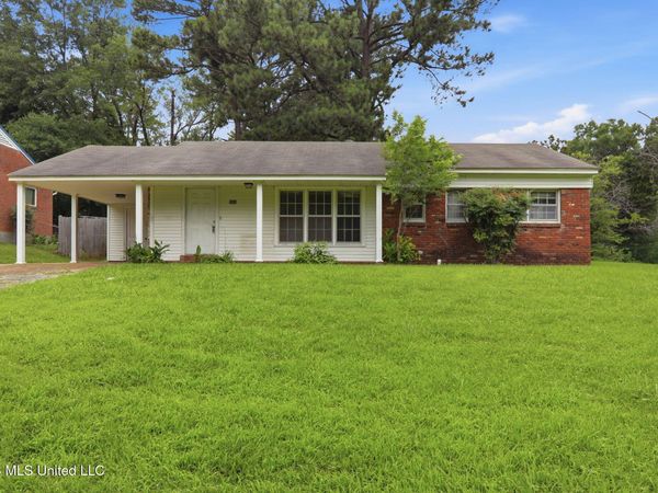 8903 Yorktown Drive, Southaven, MS 38671