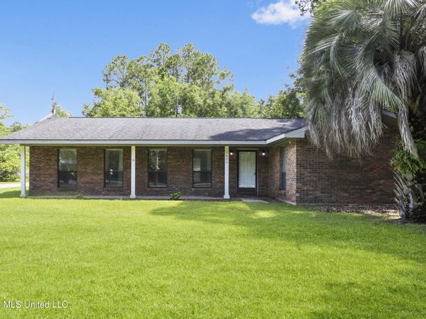 3620 Cochran Avenue, Moss Point, MS 39562