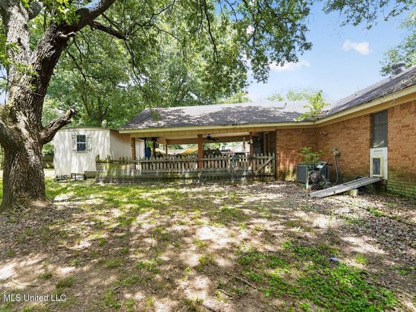 318 S Longmeadow Court, Ridgeland, MS 39157