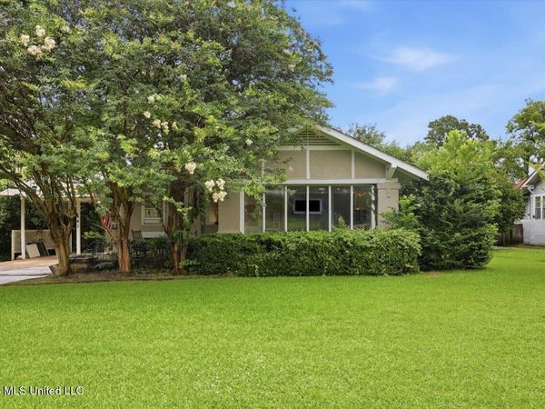 441 E Peace Street, Canton, MS 39046