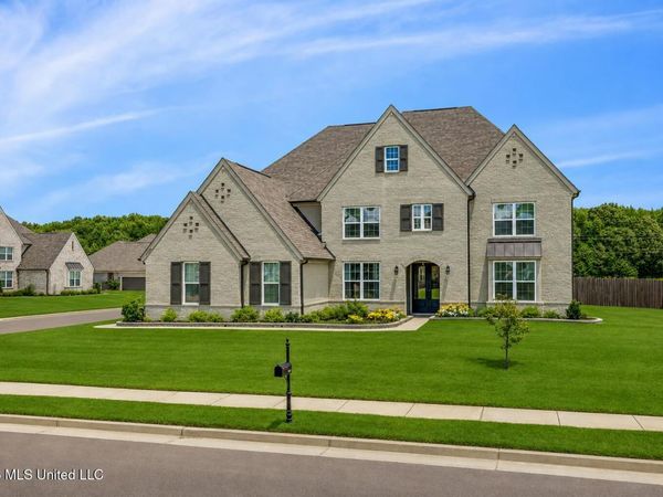 7448 Live Oak Manor Cove, Olive Branch, MS 38654