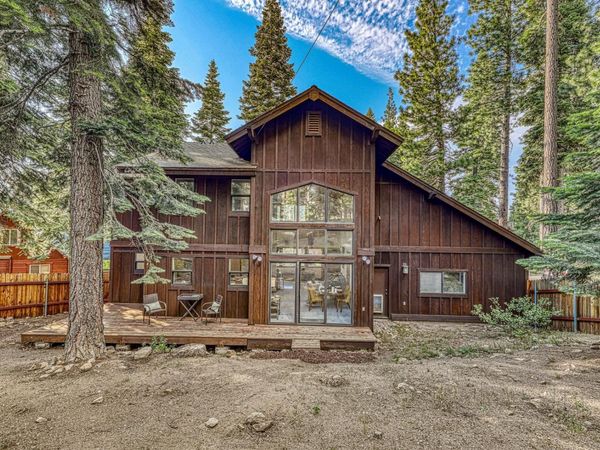 10165 Whitetail Lane, Truckee, CA 96161