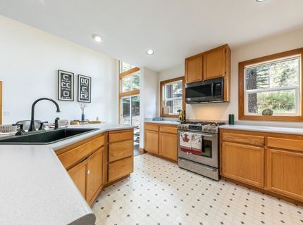 10165 Whitetail Lane, Truckee, CA 96161 Photo