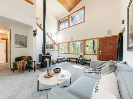 10165 Whitetail Lane, Truckee, CA 96161 Photo