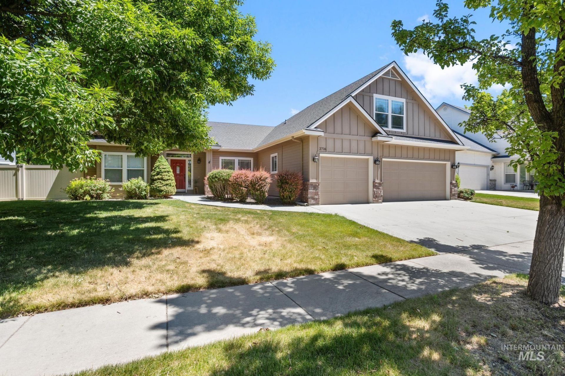 2716 S Bayou Bar Way, Meridian, ID 83642 Main Photo