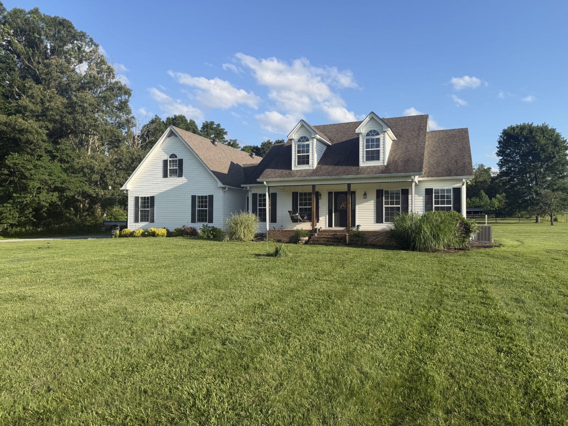 1056 N Sumner Rd , Portland, TN 37148 Main Photo