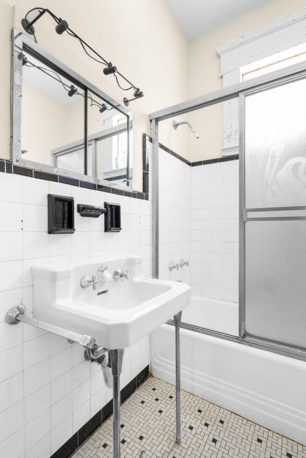 518 Huger Street Photo 42