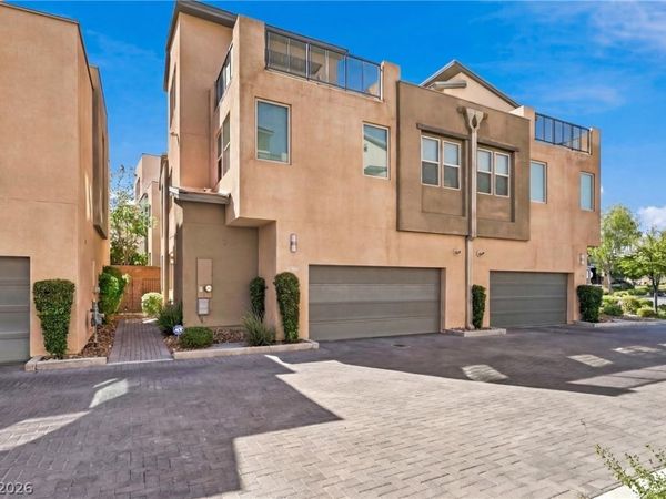 11361 Gravitation Drive , Las Vegas, NV 89135