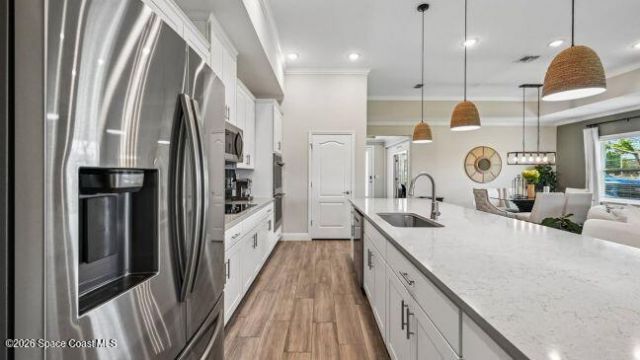 8425 101st Court , Vero Beach, FL 32967 Photo
