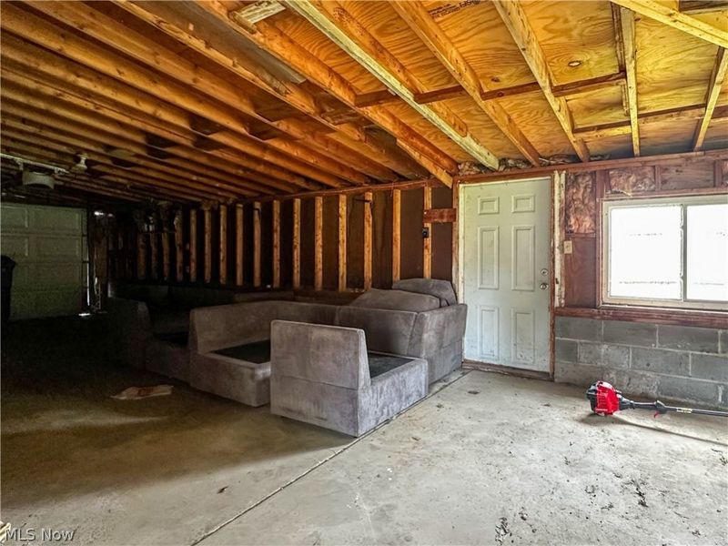 Warren, OH 44483 Photo 11