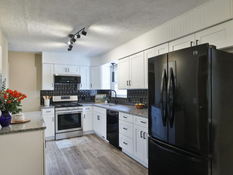 150 Conner Lane, Lewis Center, OH 43035 Photo 12