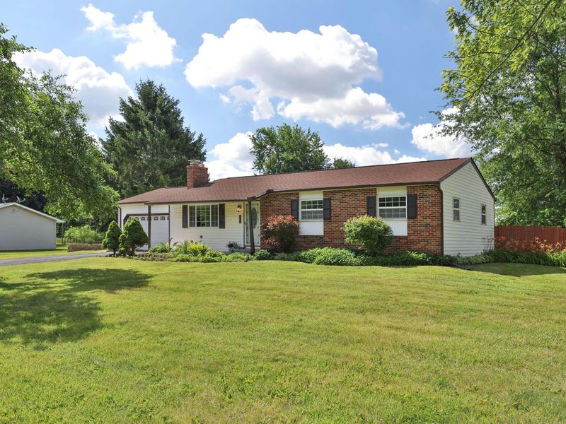 150 Conner Lane, Lewis Center, OH 43035 Photo 3