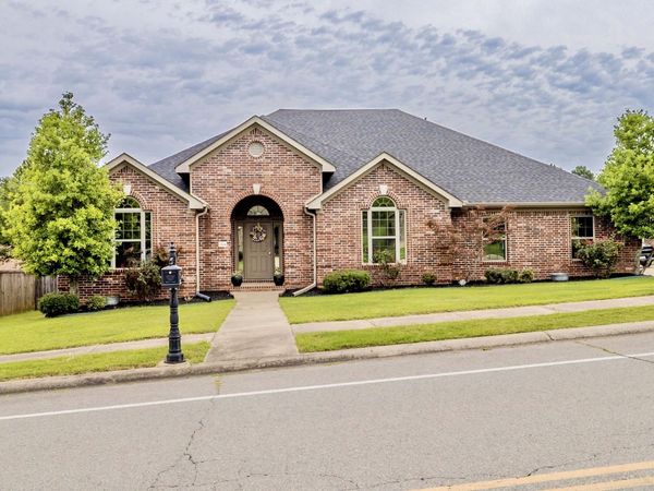 1304 Nature Way, Benton, AR 72019