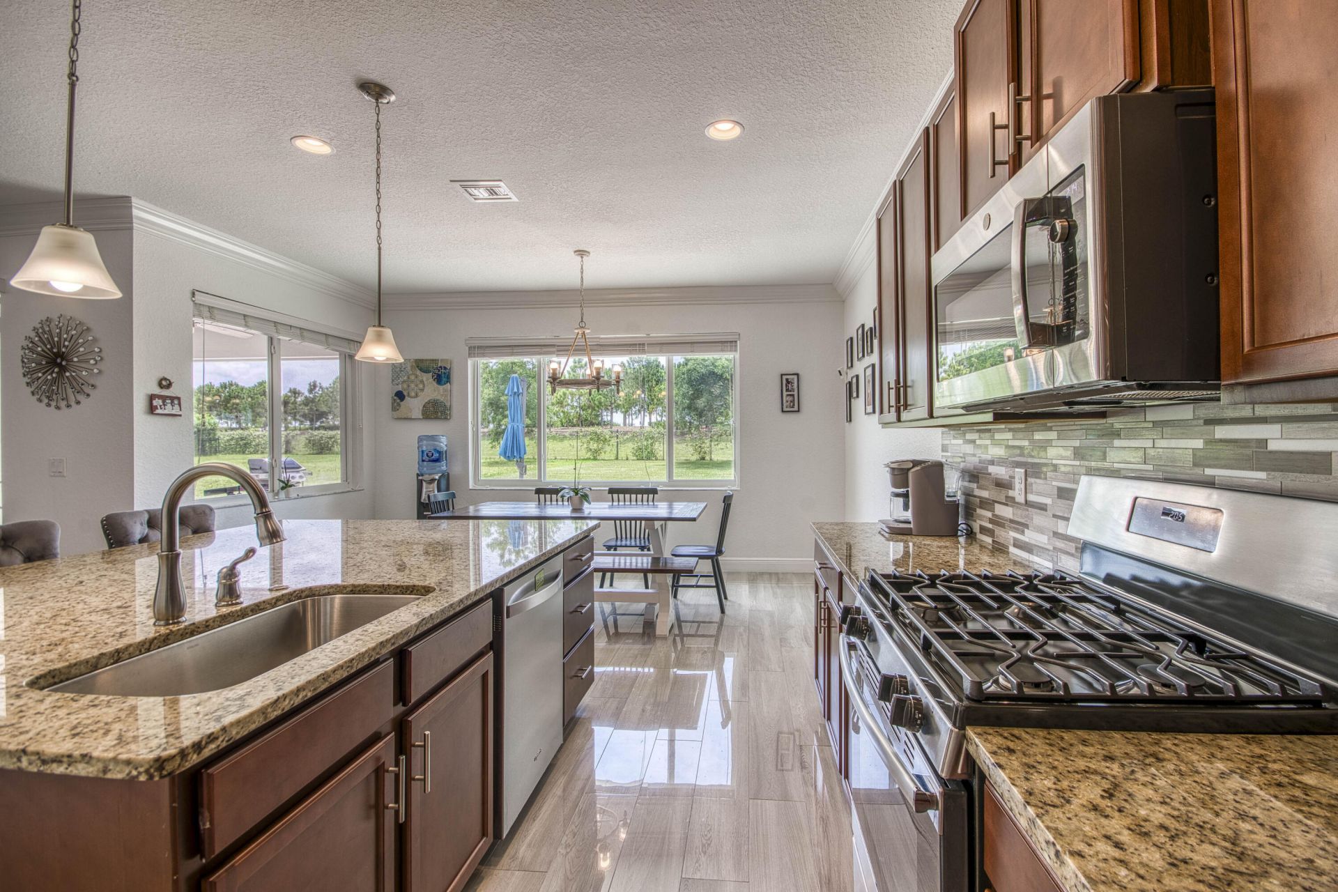 889 Wandering Willow Way, Loxahatchee, FL 33470 Photo