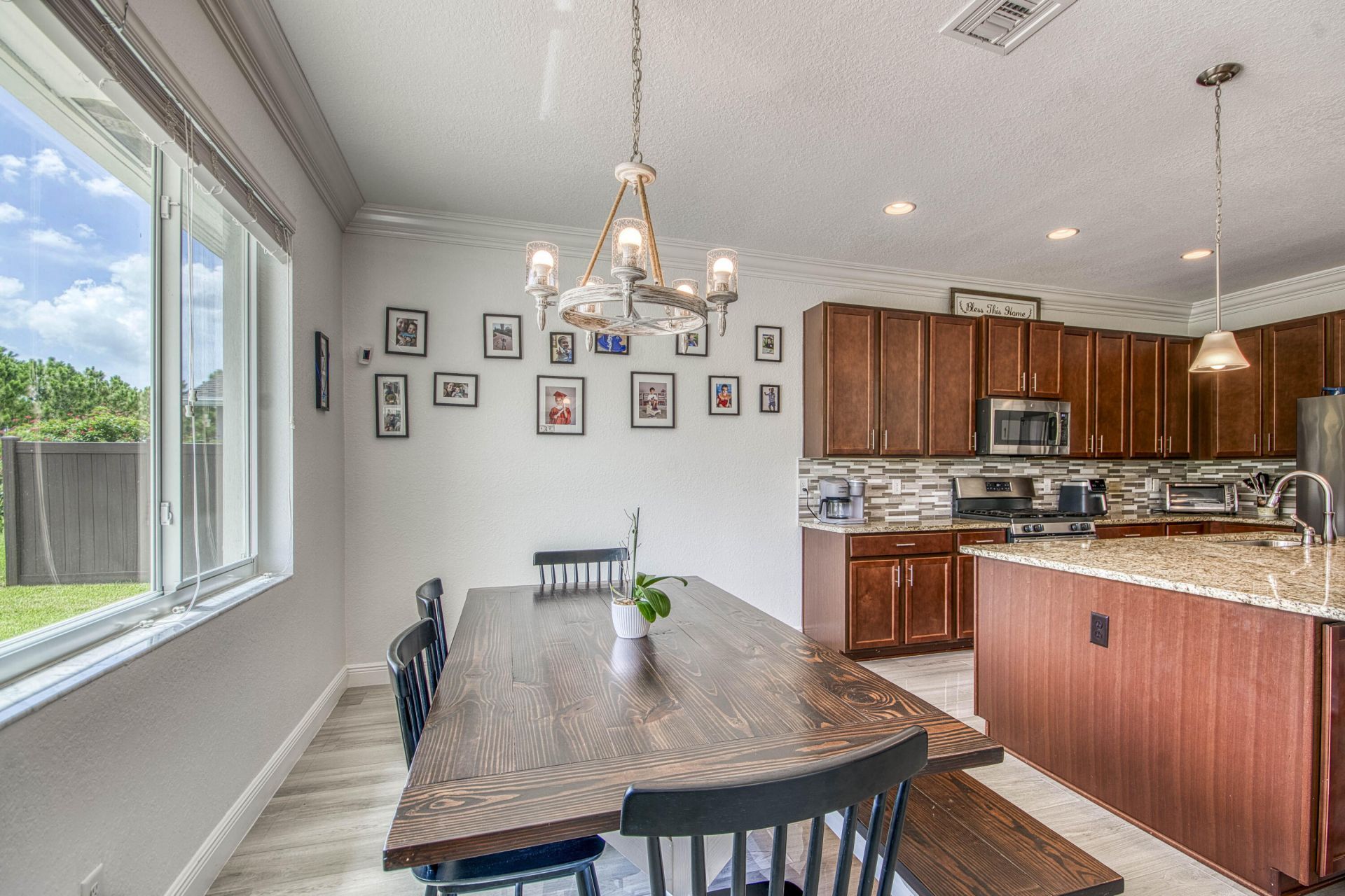 889 Wandering Willow Way, Loxahatchee, FL 33470 Photo