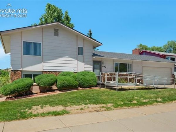 1192 Applewood Drive, Colorado Springs, CO 80907