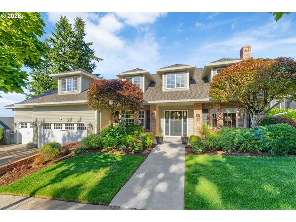 19700 Derby ST, West Linn, OR 97068