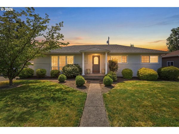 1420 CENTER ST, Albany, OR 97322