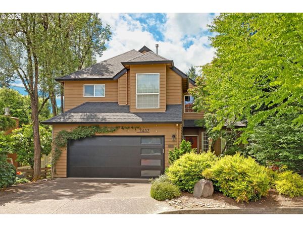 7437 SW 32ND AVE, Portland, OR 97219