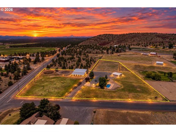 3099 NW WILLIAMS WAY, Redmond, OR 97756