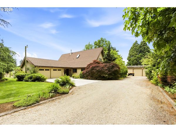 3094 PERKINS NE ST, Salem, OR 97303
