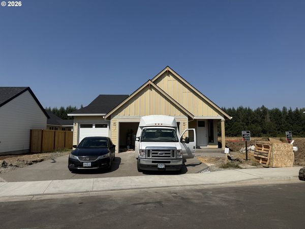1220 Rachel Ln, Molalla, OR 97038