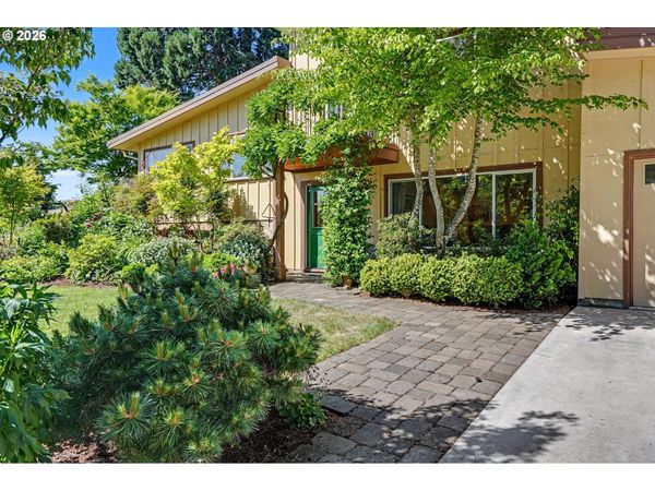 39800 MERTZ SE DR, Stayton, OR 97383