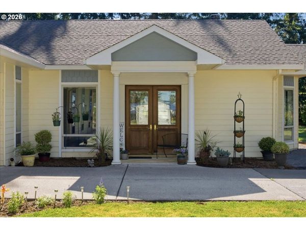 7062 RIVER BEND NE DR, Silverton, OR 97381
