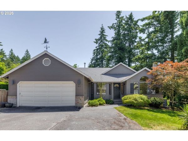8131 SW 56TH AVE, Portland, OR 97219