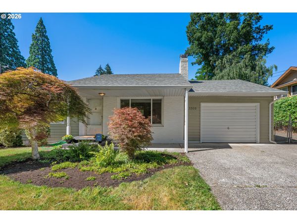 3305 SE PINEHURST AVE, Milwaukie, OR 97267