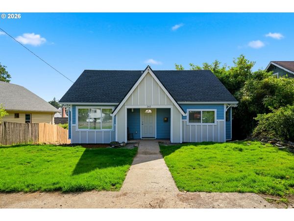 265 N 2ND ST, St. Helens, OR 97051