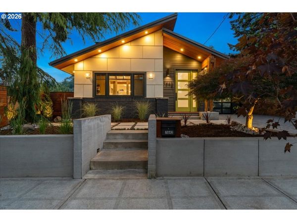 7642 SE HARRISON ST, Portland, OR 97215