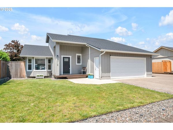 7118 C ST, Springfield, OR 97478