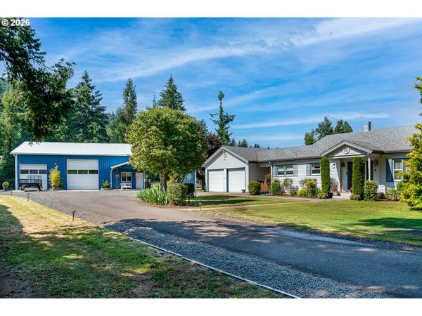 8275 THURSTON RD, Springfield, OR 97478