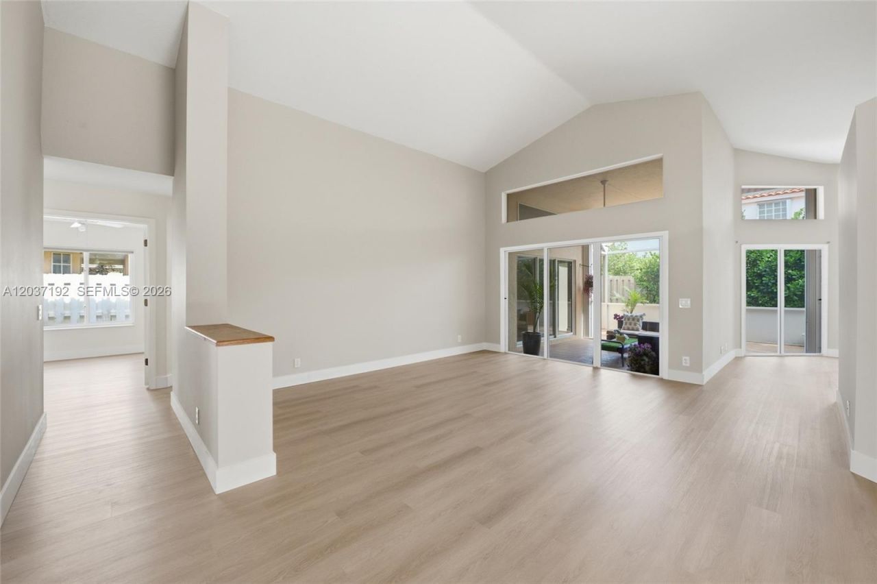 110 Cameron Ct, Weston, FL 33326 Photo