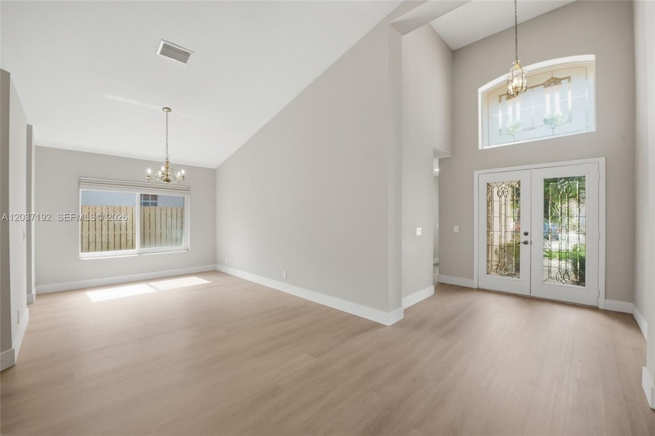 110 Cameron Ct, Weston, FL 33326 Photo