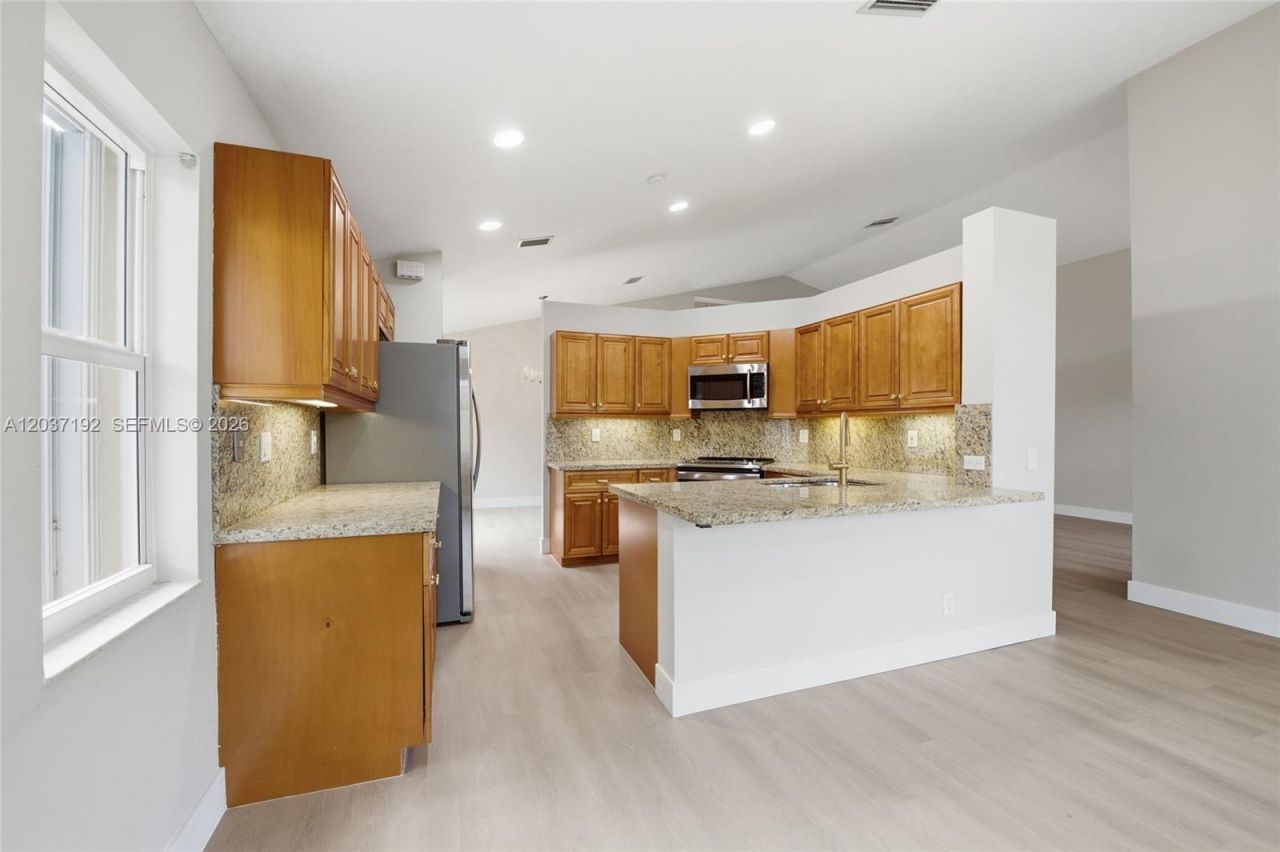 110 Cameron Ct, Weston, FL 33326 Photo