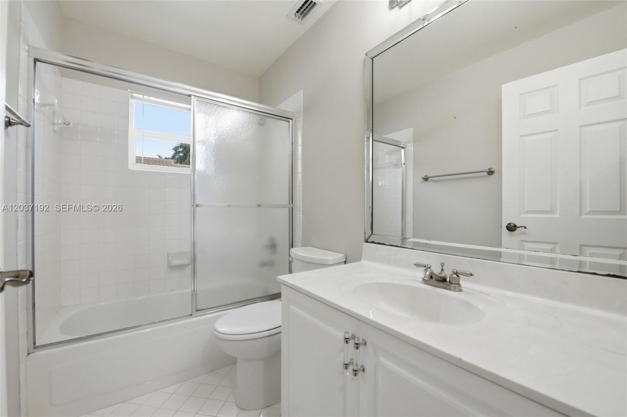 110 Cameron Ct, Weston, FL 33326 Photo