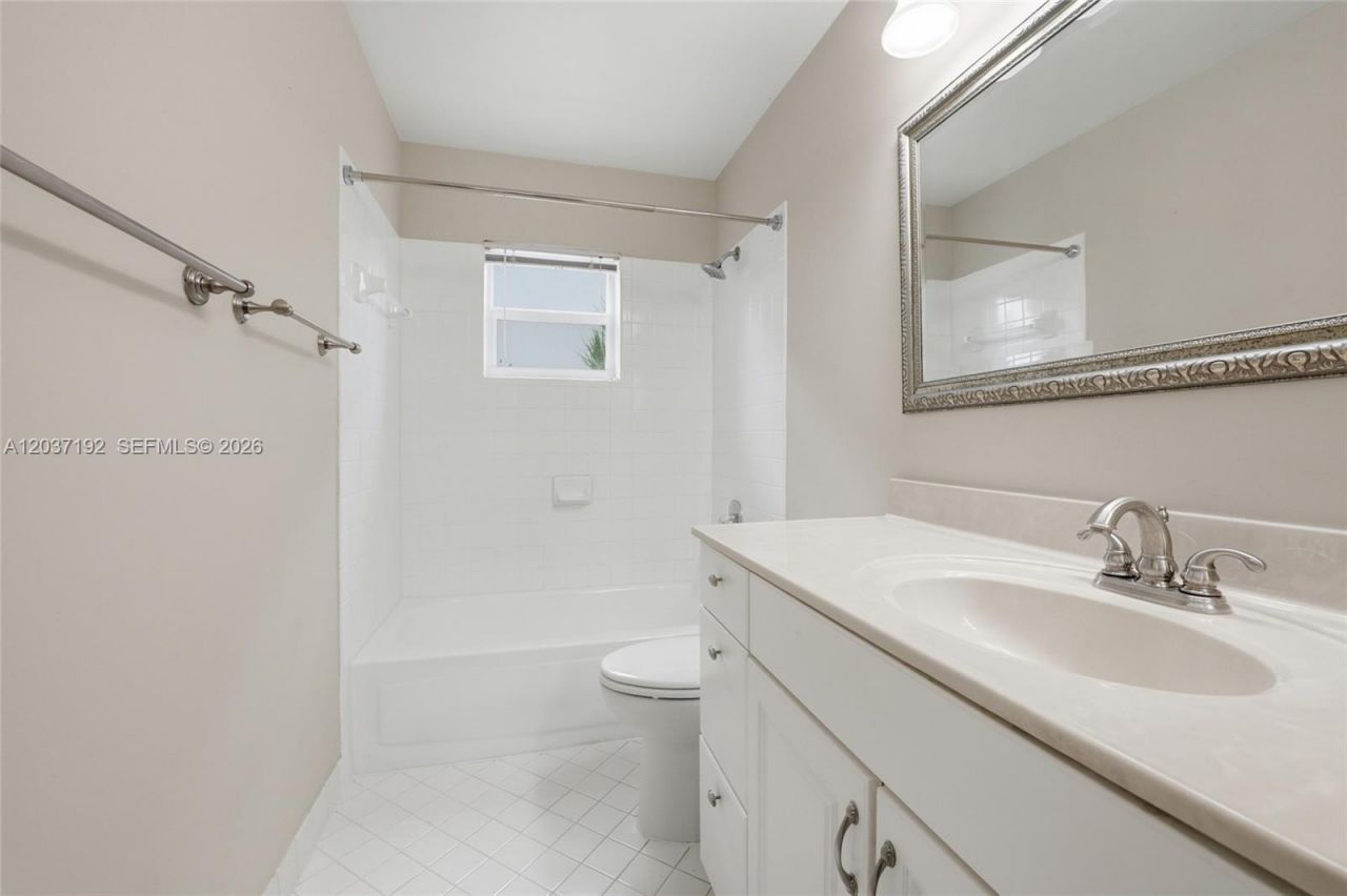 110 Cameron Ct, Weston, FL 33326 Photo