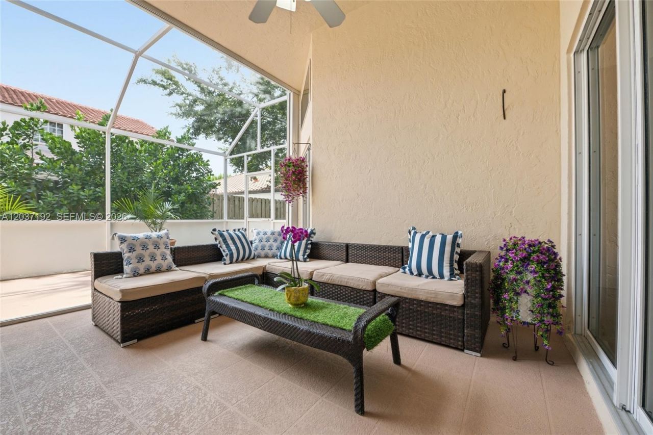 110 Cameron Ct, Weston, FL 33326 Photo