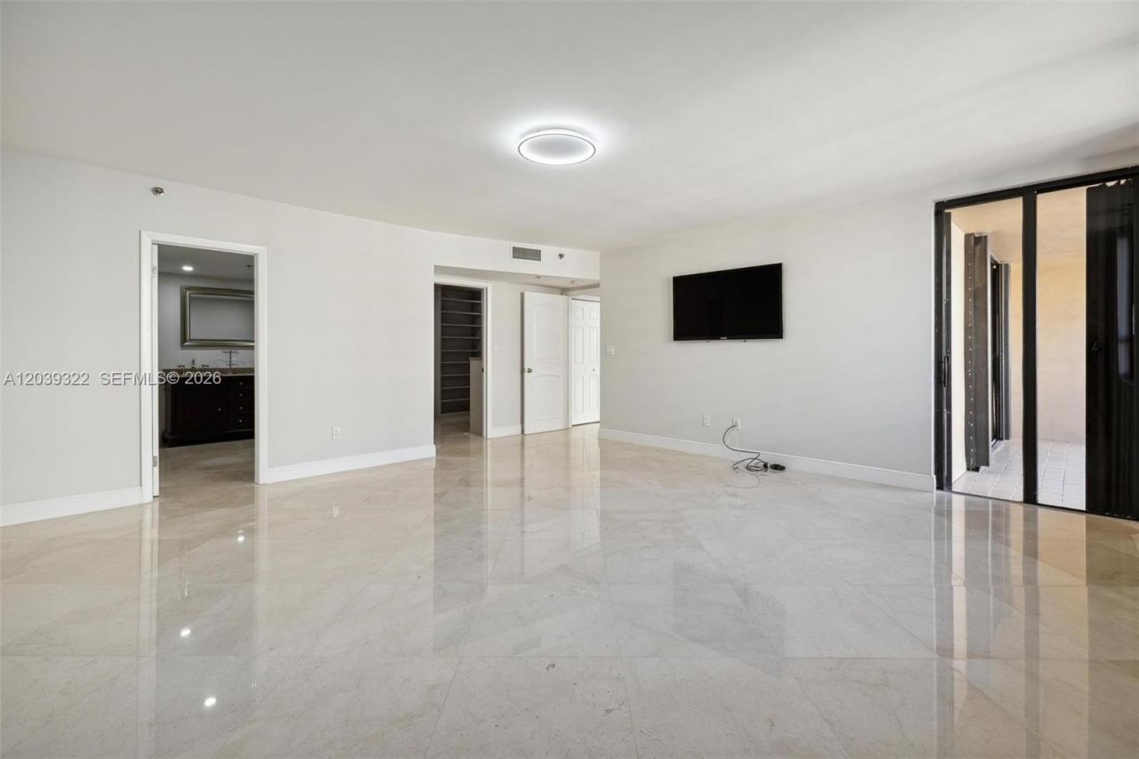 10175 Collins Ave , Unit 907, Bal Harbour, FL 33154 Photo