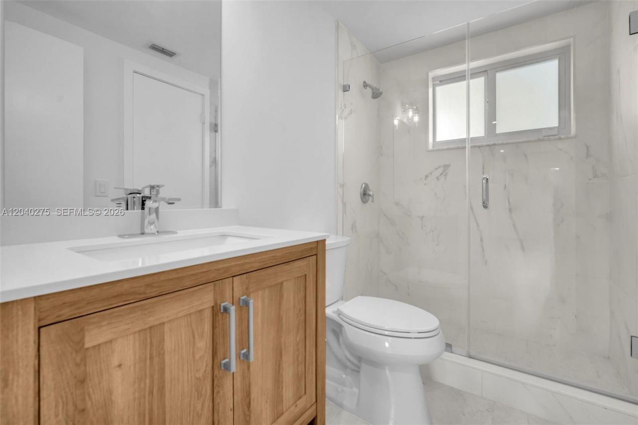 8101 Camino Real , Unit c402, Miami, FL 33143 Photo