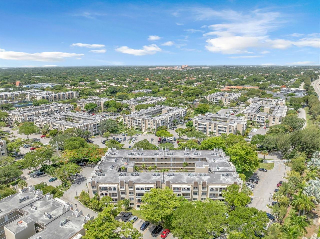 8101 Camino Real , Unit c402, Miami, FL 33143 Photo