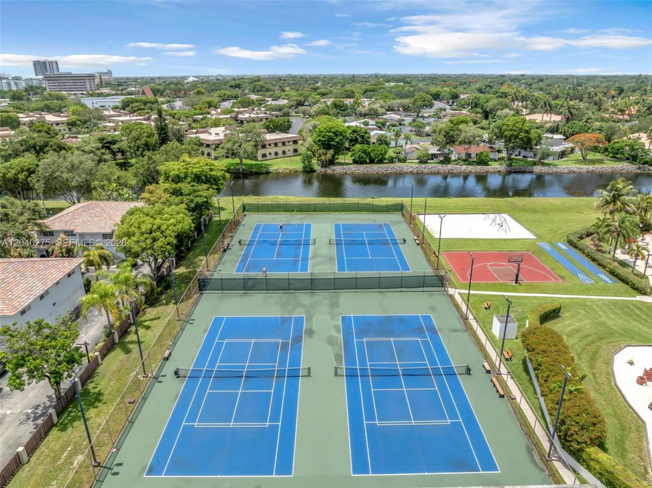 8101 Camino Real , Unit c402, Miami, FL 33143 Photo
